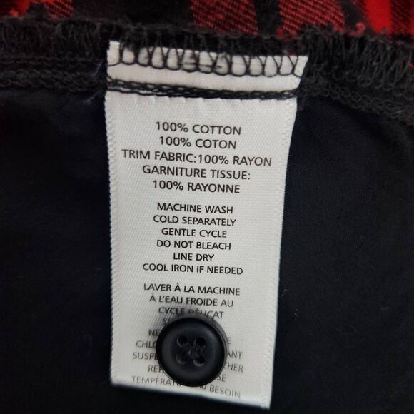 Beach Lunch Lounge Red and Black Plaid Flannel with Gathered Back Detail Size XL - Picture 8 of 9